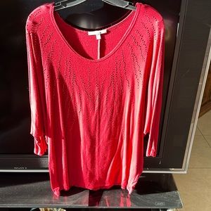 Wine/red oversized sleeve top perfect for the season!